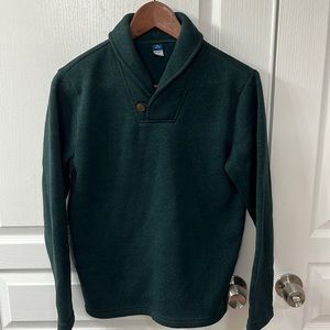 Green pullover with button colar detail. Worn once. Size XL